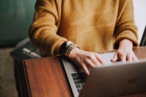 Warm Mornings: Crafting a Grounding Rituality in a Relentless Digital Age
