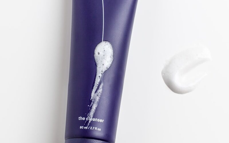 The Clean Skin Ritual: Deciphering Ingredient Science with Modern Aesthetics