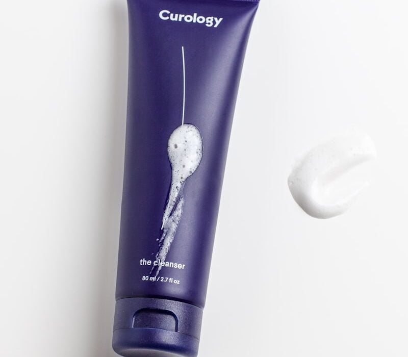 The Clean Skin Ritual: Deciphering Ingredient Science with Modern Aesthetics