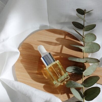Gua Sha Sculpting: Traditional Techniques for Facial Circulation