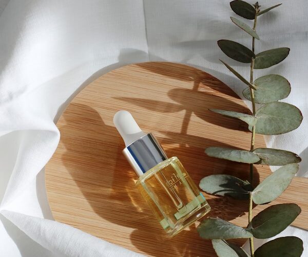 Gua Sha Sculpting: Traditional Techniques for Facial Circulation